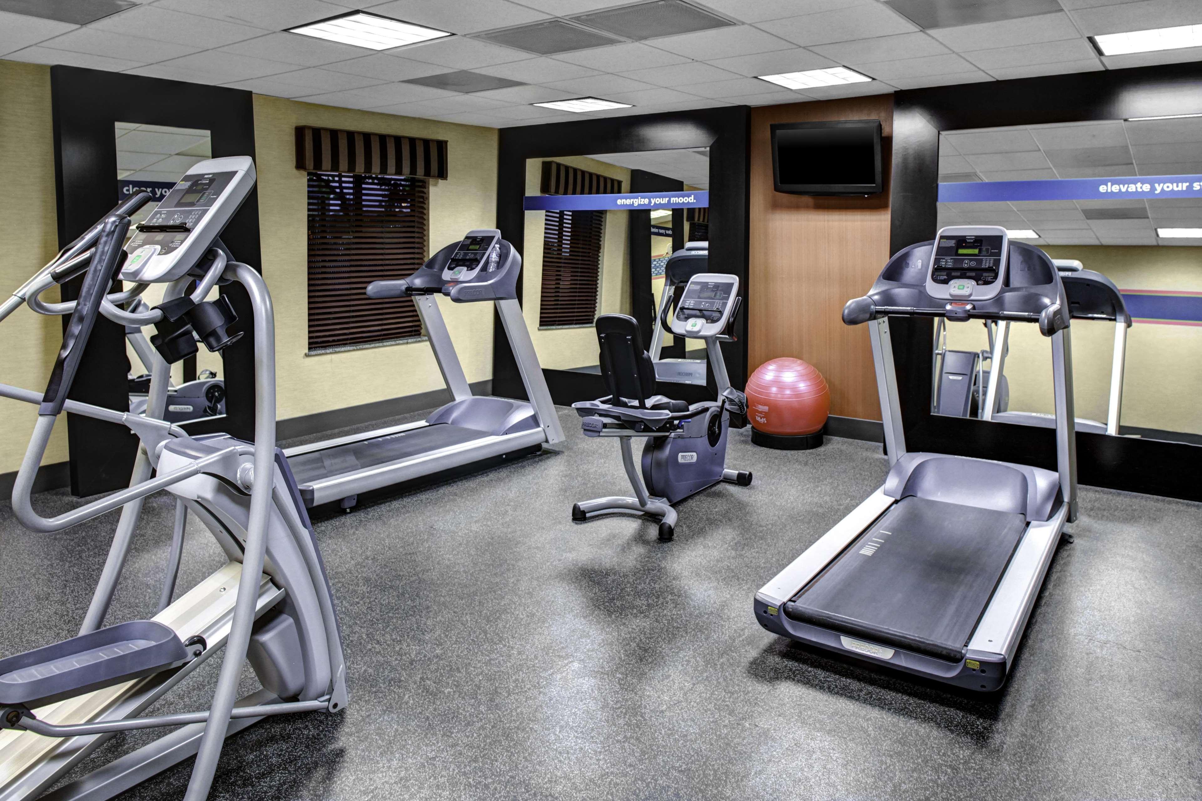 Hampton Inn And Suites Bakersfield / Highway 58 Екстер'єр фото