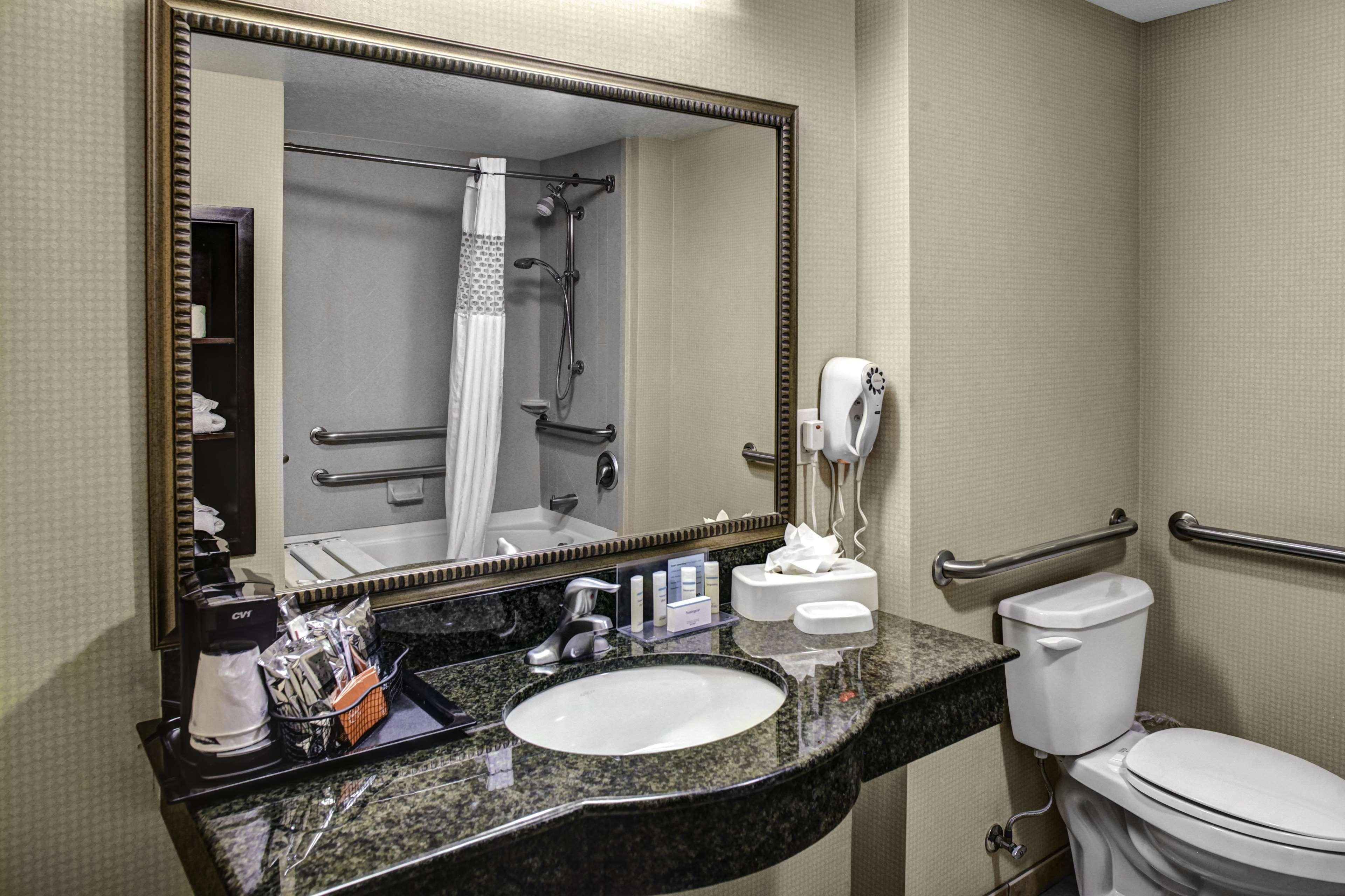 Hampton Inn And Suites Bakersfield / Highway 58 Екстер'єр фото