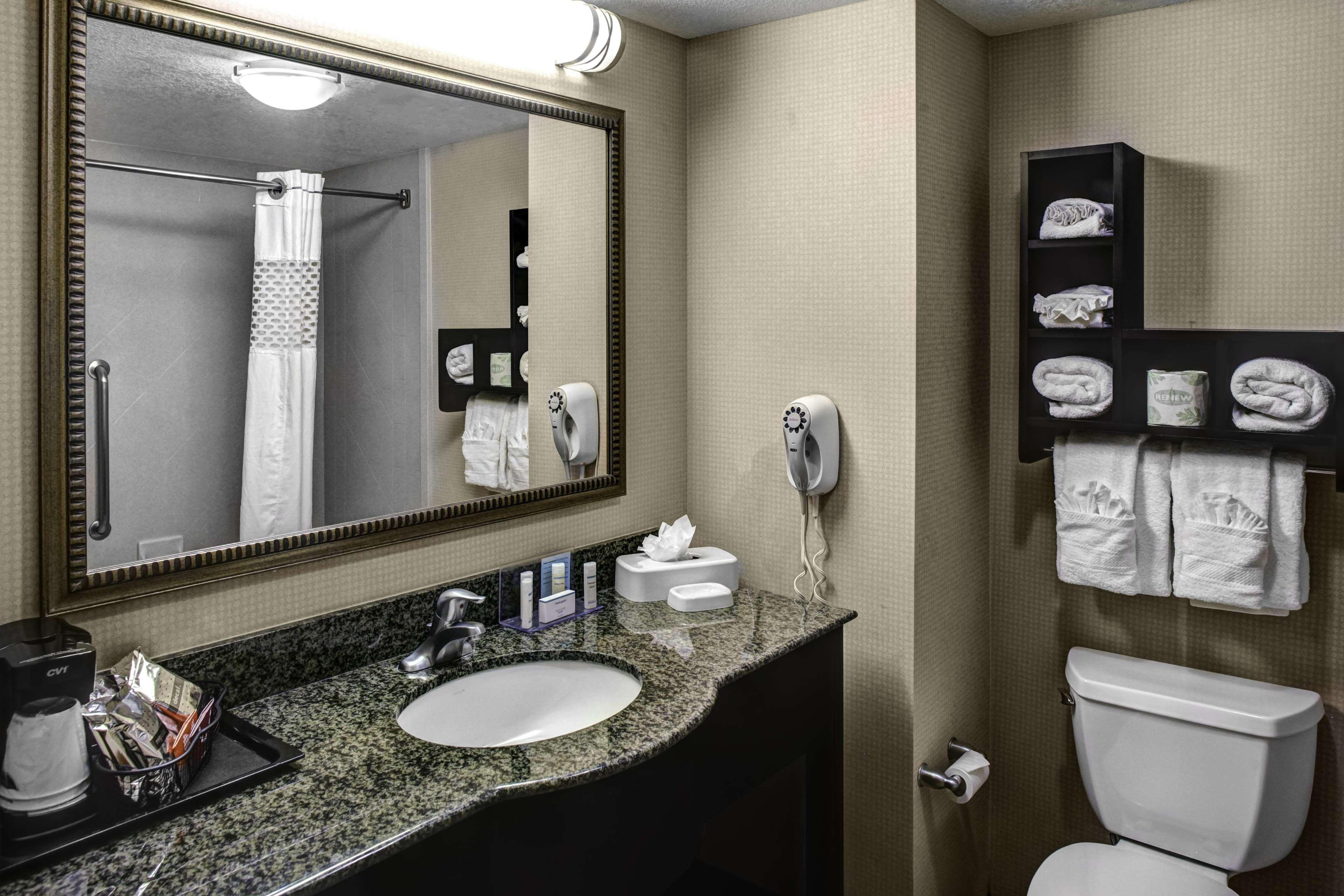 Hampton Inn And Suites Bakersfield / Highway 58 Екстер'єр фото