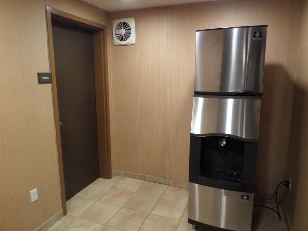 Hampton Inn And Suites Bakersfield / Highway 58 Екстер'єр фото