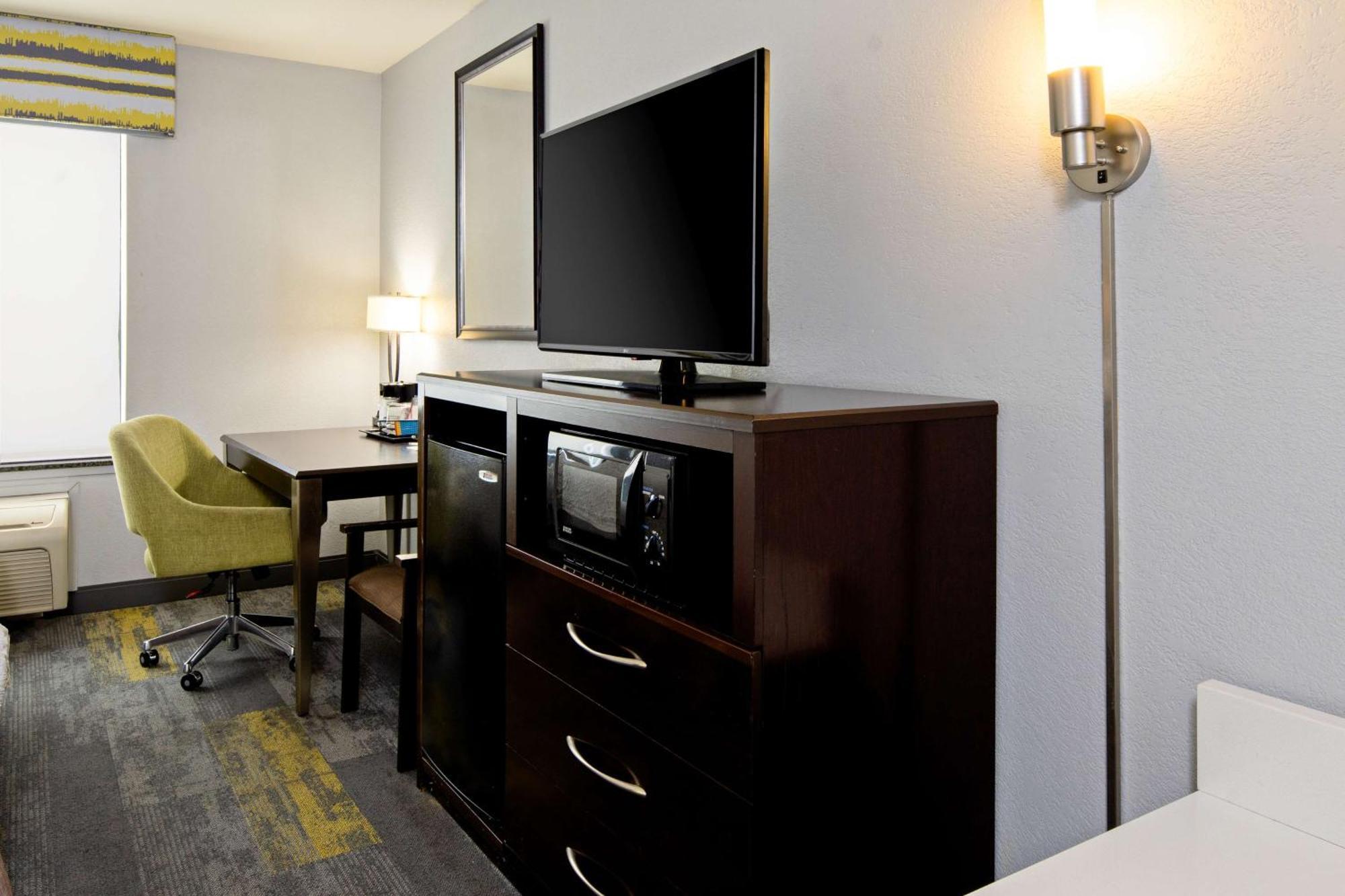 Hampton Inn And Suites Bakersfield / Highway 58 Екстер'єр фото
