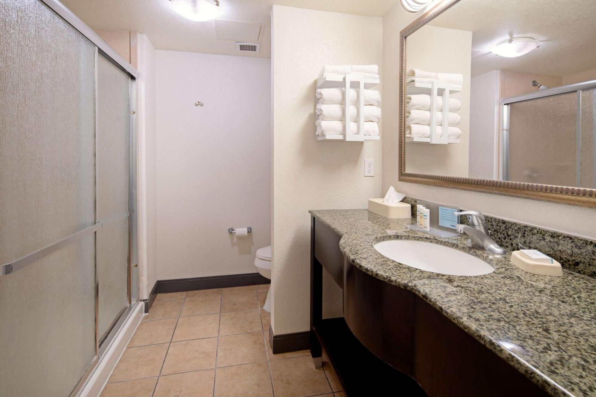 Hampton Inn And Suites Bakersfield / Highway 58 Екстер'єр фото