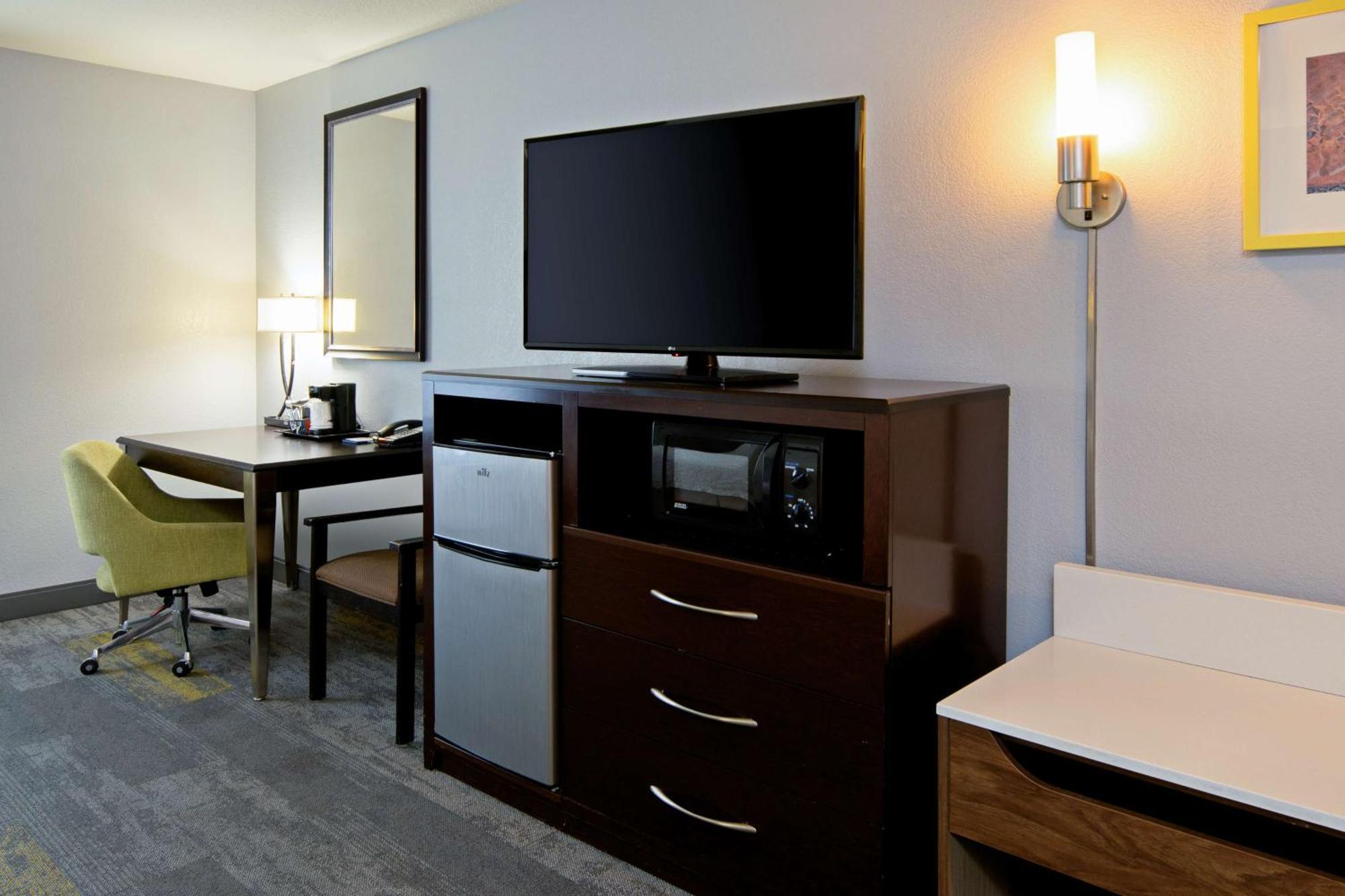 Hampton Inn And Suites Bakersfield / Highway 58 Екстер'єр фото