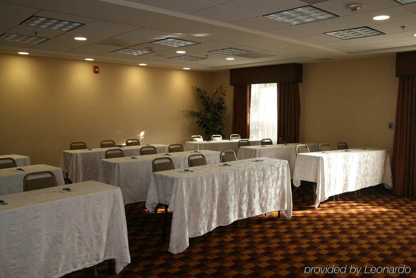 Hampton Inn And Suites Bakersfield / Highway 58 Екстер'єр фото
